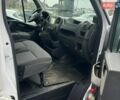Белый Рено Мастер, объемом двигателя 2.3 л и пробегом 185 тыс. км за 17000 $, фото 10 на Automoto.ua