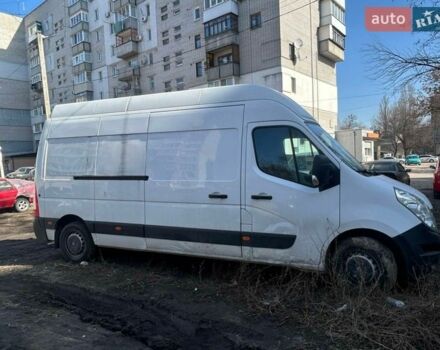 Белый Рено Мастер, объемом двигателя 2.3 л и пробегом 80 тыс. км за 21000 $, фото 3 на Automoto.ua
