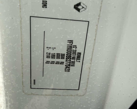 Белый Рено Мастер, объемом двигателя 2.3 л и пробегом 200 тыс. км за 17500 $, фото 10 на Automoto.ua