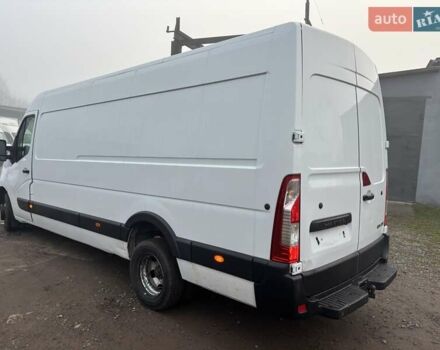 Белый Рено Мастер, объемом двигателя 2.3 л и пробегом 258 тыс. км за 20900 $, фото 2 на Automoto.ua
