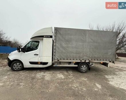 Белый Рено Мастер, объемом двигателя 2.3 л и пробегом 640 тыс. км за 15000 $, фото 7 на Automoto.ua