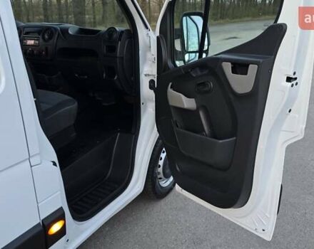 Белый Рено Мастер, объемом двигателя 2.3 л и пробегом 202 тыс. км за 17800 $, фото 22 на Automoto.ua