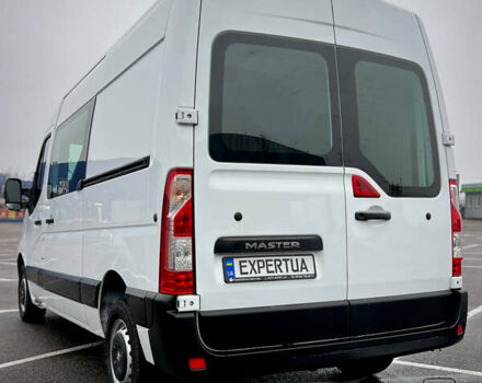 Белый Рено Мастер, объемом двигателя 2.3 л и пробегом 344 тыс. км за 17500 $, фото 4 на Automoto.ua