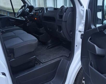 Білий Рено Мастєр, об'ємом двигуна 2.3 л та пробігом 328 тис. км за 17300 $, фото 21 на Automoto.ua