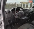 Белый Рено Мастер, объемом двигателя 2.3 л и пробегом 160 тыс. км за 15800 $, фото 3 на Automoto.ua