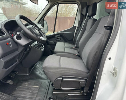 Білий Рено Мастєр, об'ємом двигуна 2.3 л та пробігом 216 тис. км за 25300 $, фото 14 на Automoto.ua