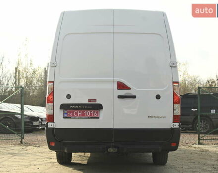 Белый Рено Мастер, объемом двигателя 2.3 л и пробегом 217 тыс. км за 19999 $, фото 13 на Automoto.ua