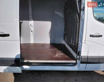Белый Рено Мастер, объемом двигателя 2.3 л и пробегом 280 тыс. км за 17900 $, фото 19 на Automoto.ua