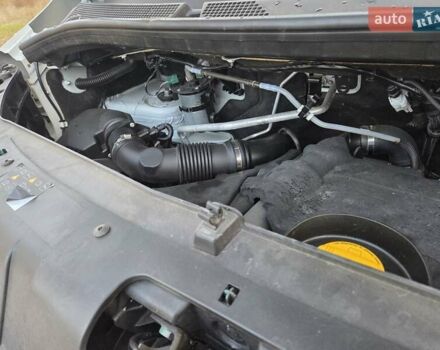 Білий Рено Мастєр, об'ємом двигуна 2.3 л та пробігом 189 тис. км за 19200 $, фото 2 на Automoto.ua