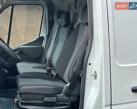 Білий Рено Мастєр, об'ємом двигуна 2.3 л та пробігом 93 тис. км за 22999 $, фото 9 на Automoto.ua