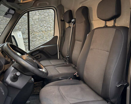 Білий Рено Мастєр, об'ємом двигуна 2.3 л та пробігом 218 тис. км за 21500 $, фото 6 на Automoto.ua