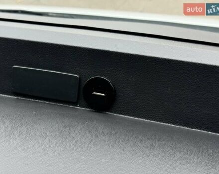 Белый Рено Мастер, объемом двигателя 2.3 л и пробегом 224 тыс. км за 18350 $, фото 25 на Automoto.ua