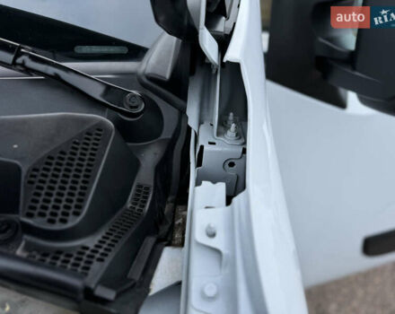 Белый Рено Мастер, объемом двигателя 2.3 л и пробегом 174 тыс. км за 21500 $, фото 93 на Automoto.ua