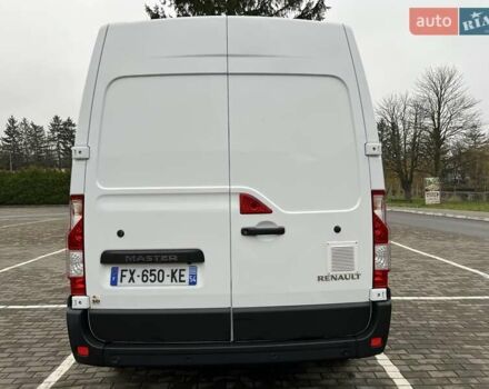 Белый Рено Мастер, объемом двигателя 2.3 л и пробегом 235 тыс. км за 18799 $, фото 9 на Automoto.ua