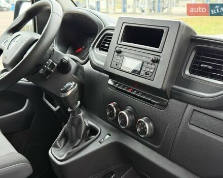 Белый Рено Мастер, объемом двигателя 2.3 л и пробегом 224 тыс. км за 18350 $, фото 26 на Automoto.ua