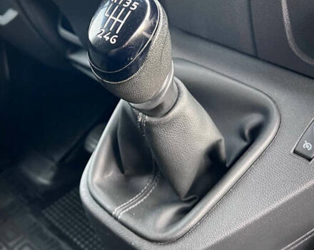 Білий Рено Мастєр, об'ємом двигуна 2.3 л та пробігом 107 тис. км за 23900 $, фото 32 на Automoto.ua