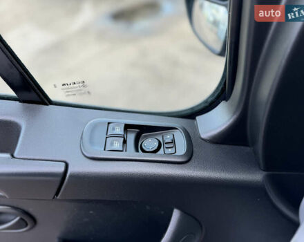 Белый Рено Мастер, объемом двигателя 2.3 л и пробегом 209 тыс. км за 21000 $, фото 50 на Automoto.ua