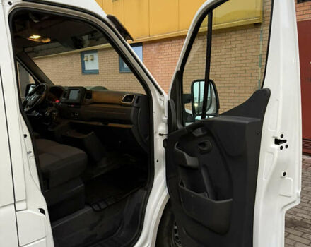 Білий Рено Мастєр, об'ємом двигуна 2.3 л та пробігом 218 тис. км за 21500 $, фото 10 на Automoto.ua