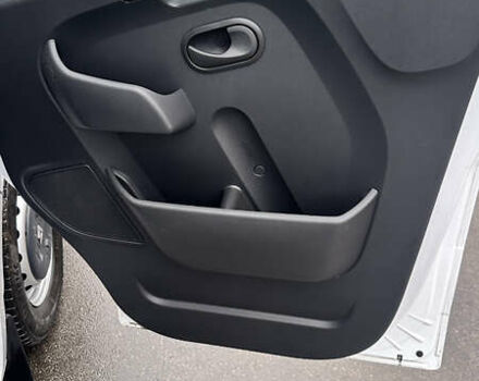 Білий Рено Мастєр, об'ємом двигуна 2.3 л та пробігом 253 тис. км за 17500 $, фото 19 на Automoto.ua