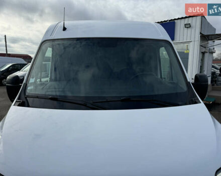 Белый Рено Мастер, объемом двигателя 2.3 л и пробегом 209 тыс. км за 21000 $, фото 20 на Automoto.ua