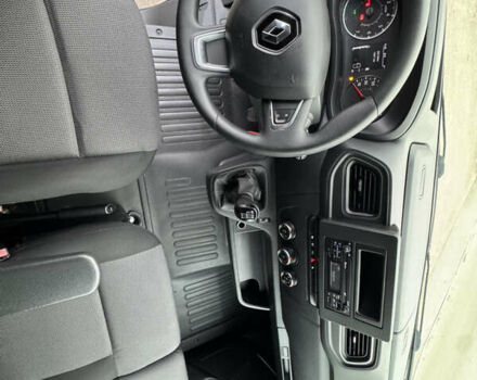 Белый Рено Мастер, объемом двигателя 2.3 л и пробегом 252 тыс. км за 24700 $, фото 22 на Automoto.ua