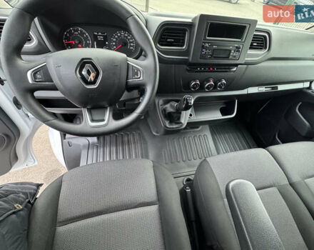 Белый Рено Мастер, объемом двигателя 2.3 л и пробегом 252 тыс. км за 24700 $, фото 18 на Automoto.ua