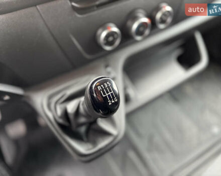 Білий Рено Мастєр, об'ємом двигуна 2.3 л та пробігом 175 тис. км за 19900 $, фото 11 на Automoto.ua