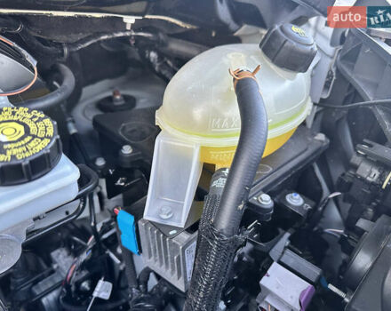 Білий Рено Мастєр, об'ємом двигуна 2.3 л та пробігом 201 тис. км за 18700 $, фото 74 на Automoto.ua