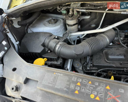 Білий Рено Мастєр, об'ємом двигуна 2.3 л та пробігом 195 тис. км за 17999 $, фото 36 на Automoto.ua