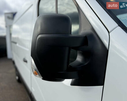 Белый Рено Мастер, объемом двигателя 2.3 л и пробегом 209 тыс. км за 21000 $, фото 25 на Automoto.ua