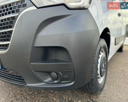 Белый Рено Мастер, объемом двигателя 2.3 л и пробегом 209 тыс. км за 21000 $, фото 15 на Automoto.ua