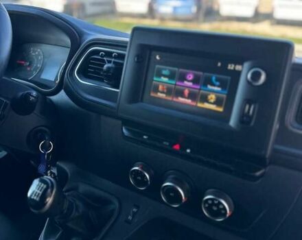 Белый Рено Мастер, объемом двигателя 2.3 л и пробегом 220 тыс. км за 18999 $, фото 13 на Automoto.ua