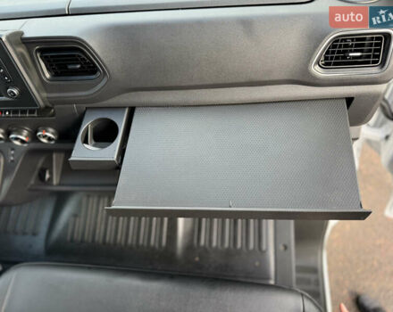 Белый Рено Мастер, объемом двигателя 2.3 л и пробегом 209 тыс. км за 21000 $, фото 75 на Automoto.ua