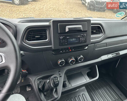 Білий Рено Мастєр, об'ємом двигуна 2.3 л та пробігом 216 тис. км за 25300 $, фото 18 на Automoto.ua