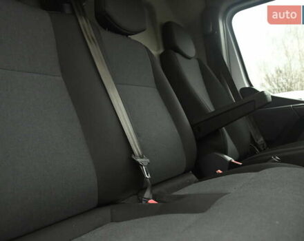 Белый Рено Мастер, объемом двигателя 2.3 л и пробегом 217 тыс. км за 20500 $, фото 44 на Automoto.ua