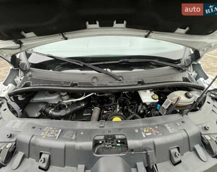 Белый Рено Мастер, объемом двигателя 2.3 л и пробегом 235 тыс. км за 18799 $, фото 16 на Automoto.ua