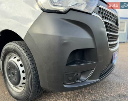 Белый Рено Мастер, объемом двигателя 2.3 л и пробегом 209 тыс. км за 21000 $, фото 23 на Automoto.ua