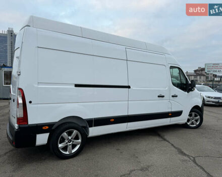 Белый Рено Мастер, объемом двигателя 2.3 л и пробегом 174 тыс. км за 21500 $, фото 5 на Automoto.ua