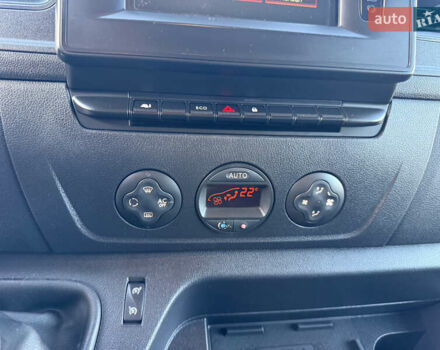 Білий Рено Мастєр, об'ємом двигуна 2.3 л та пробігом 187 тис. км за 21900 $, фото 40 на Automoto.ua