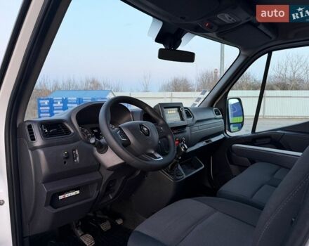 Белый Рено Мастер, объемом двигателя 0 л и пробегом 220 тыс. км за 23500 $, фото 34 на Automoto.ua