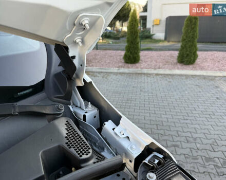 Білий Рено Мастєр, об'ємом двигуна 2.3 л та пробігом 187 тис. км за 21900 $, фото 65 на Automoto.ua