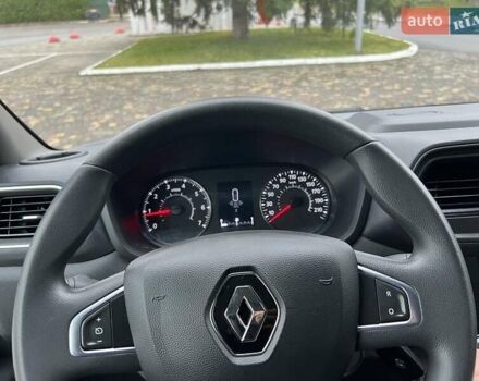 Белый Рено Мастер, объемом двигателя 2.3 л и пробегом 235 тыс. км за 18799 $, фото 35 на Automoto.ua