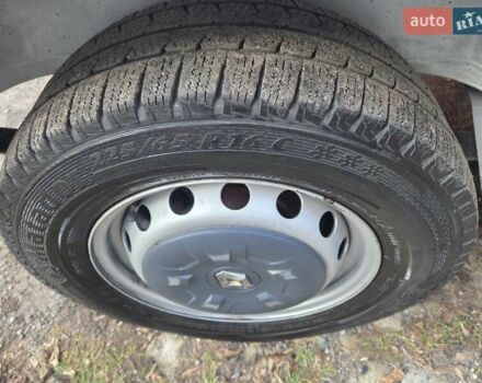 Білий Рено Мастєр, об'ємом двигуна 2.3 л та пробігом 189 тис. км за 19200 $, фото 23 на Automoto.ua