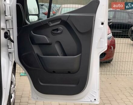 Белый Рено Мастер, объемом двигателя 2.3 л и пробегом 209 тыс. км за 19999 $, фото 31 на Automoto.ua