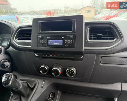 Белый Рено Мастер, объемом двигателя 0 л и пробегом 193 тыс. км за 23900 $, фото 32 на Automoto.ua