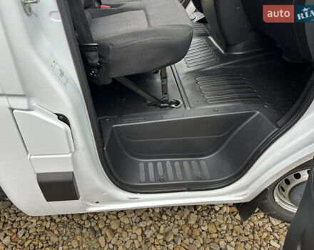 Білий Рено Мастєр, об'ємом двигуна 2.3 л та пробігом 216 тис. км за 25300 $, фото 24 на Automoto.ua