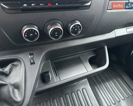 Білий Рено Мастєр, об'ємом двигуна 2.3 л та пробігом 216 тис. км за 25300 $, фото 21 на Automoto.ua