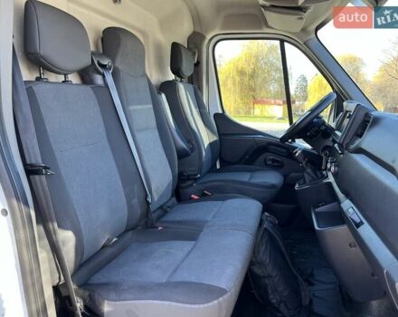 Білий Рено Мастєр, об'ємом двигуна 2.3 л та пробігом 198 тис. км за 18699 $, фото 25 на Automoto.ua