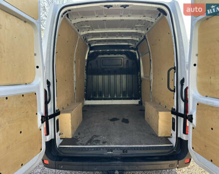 Белый Рено Мастер, объемом двигателя 2.3 л и пробегом 226 тыс. км за 19600 $, фото 30 на Automoto.ua