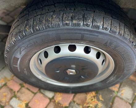 Білий Рено Мастєр, об'ємом двигуна 0 л та пробігом 206 тис. км за 19700 $, фото 45 на Automoto.ua